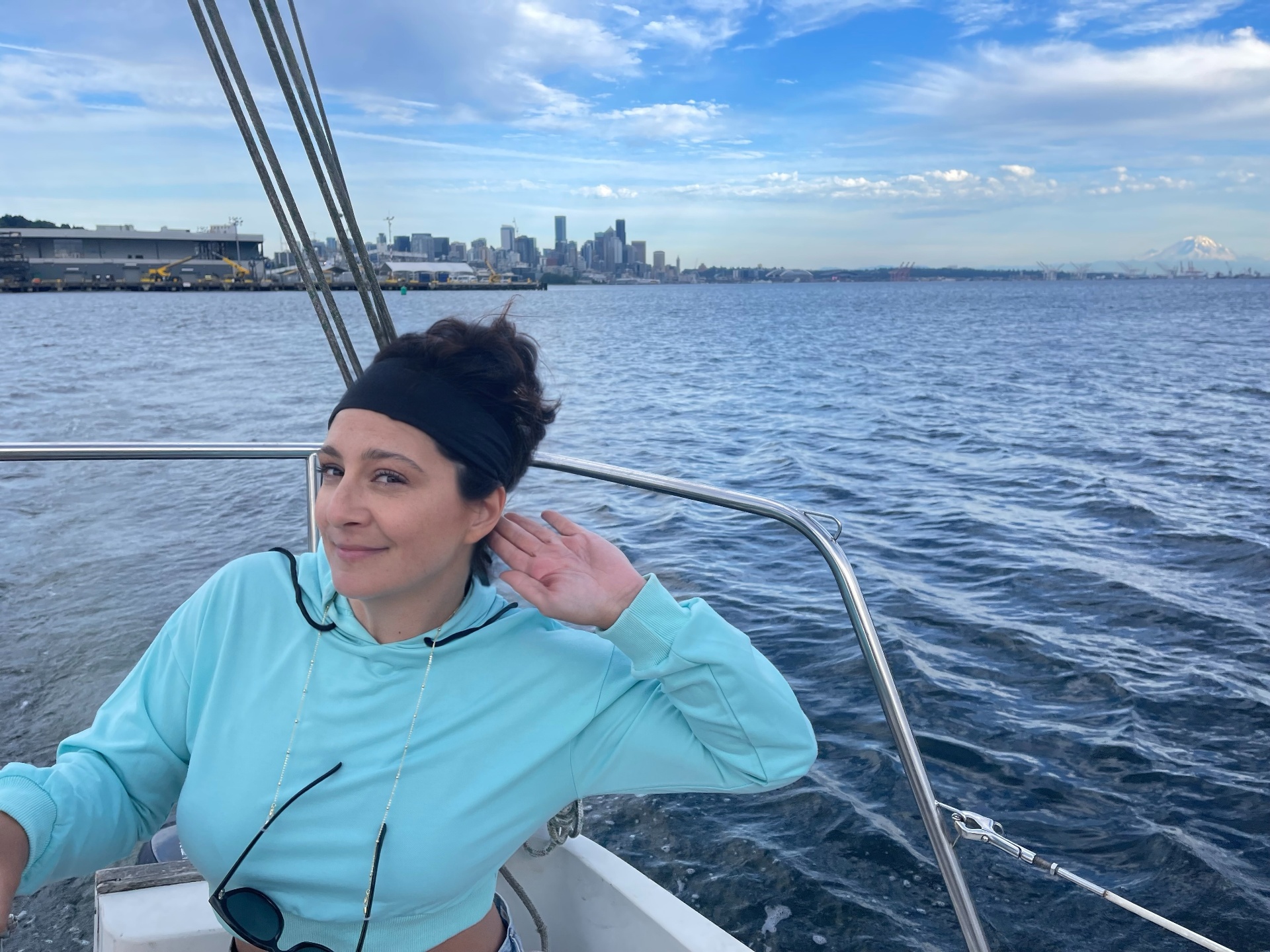Shannon Smith sailing in the Pacific Northwest — applied neuroscience expert